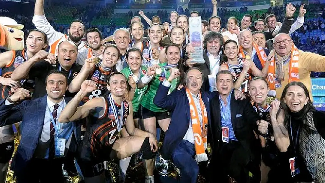 Eczacıbaşı Şampiyonlar Ligi Şampiyonu!