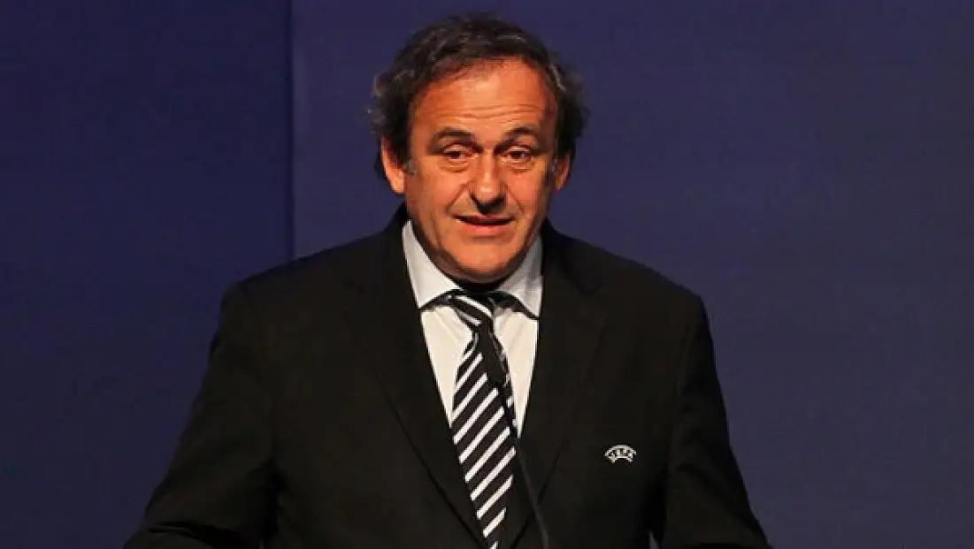 Platini,2022 İçin Kış Dedi!