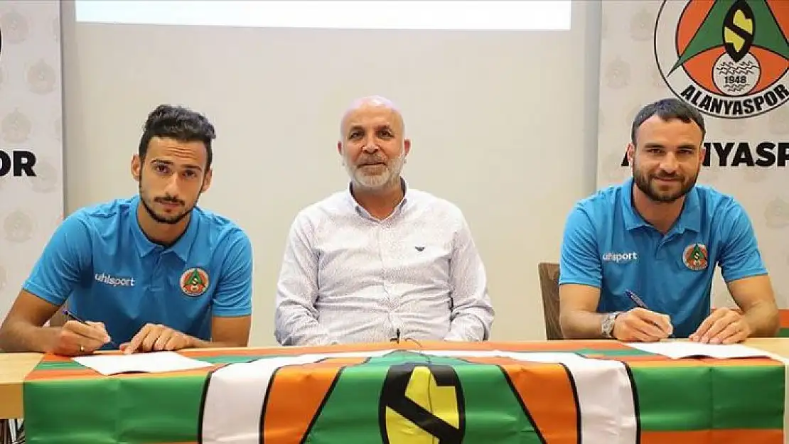 Alanyaspor'da İki İmza!