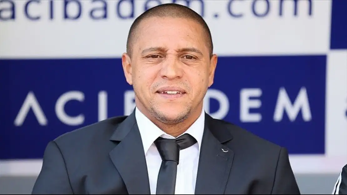 Roberto Carlos,Süper Lige Geri Döndü!