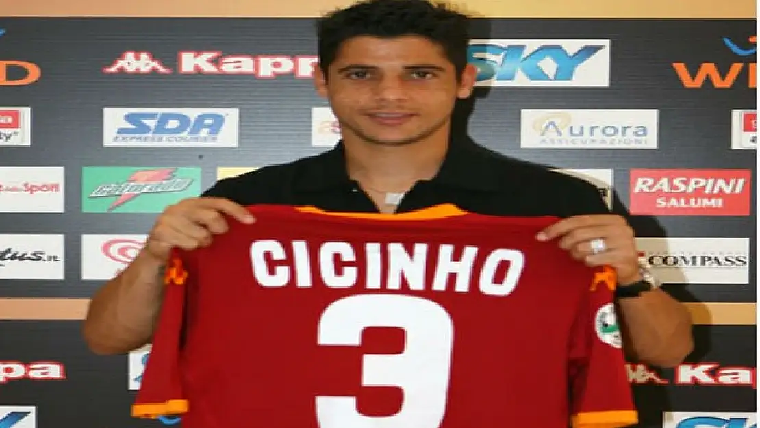 Cicinho Sivasspor'da Mı?