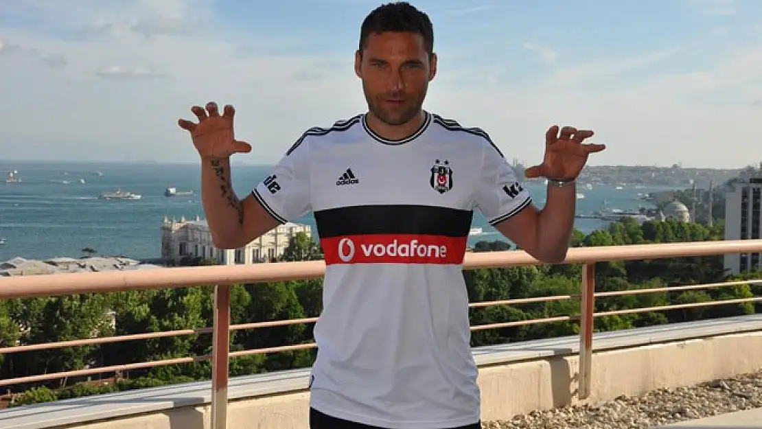 Tosic,Resmen Kartal Oldu!