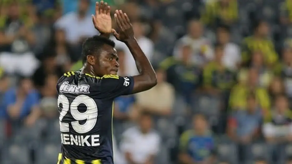 Emenike Patladı!