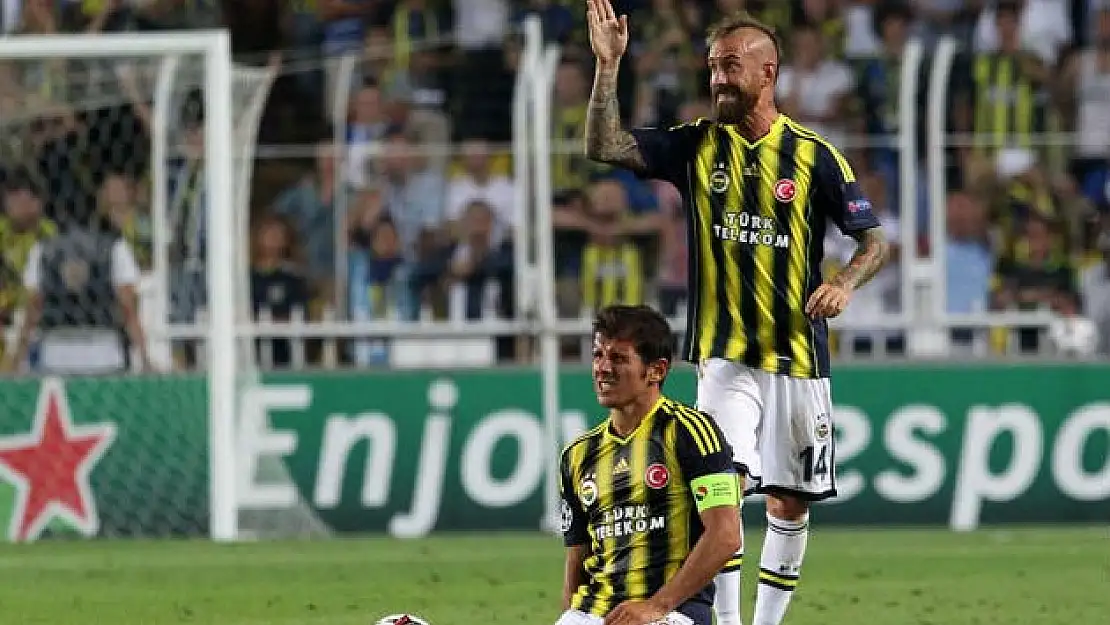 Kadiköy'de Emre ve Meireles'e Tepki!