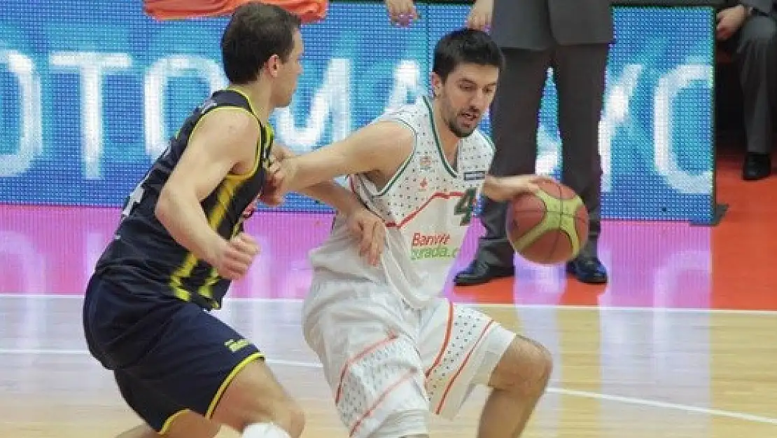 Fener'e Banvit'ten Anlık Sürpriz!