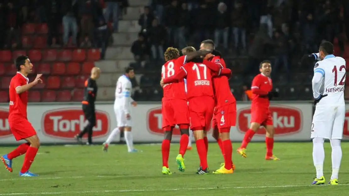 Cenk ve Traore Fırtına'ya Yetti!