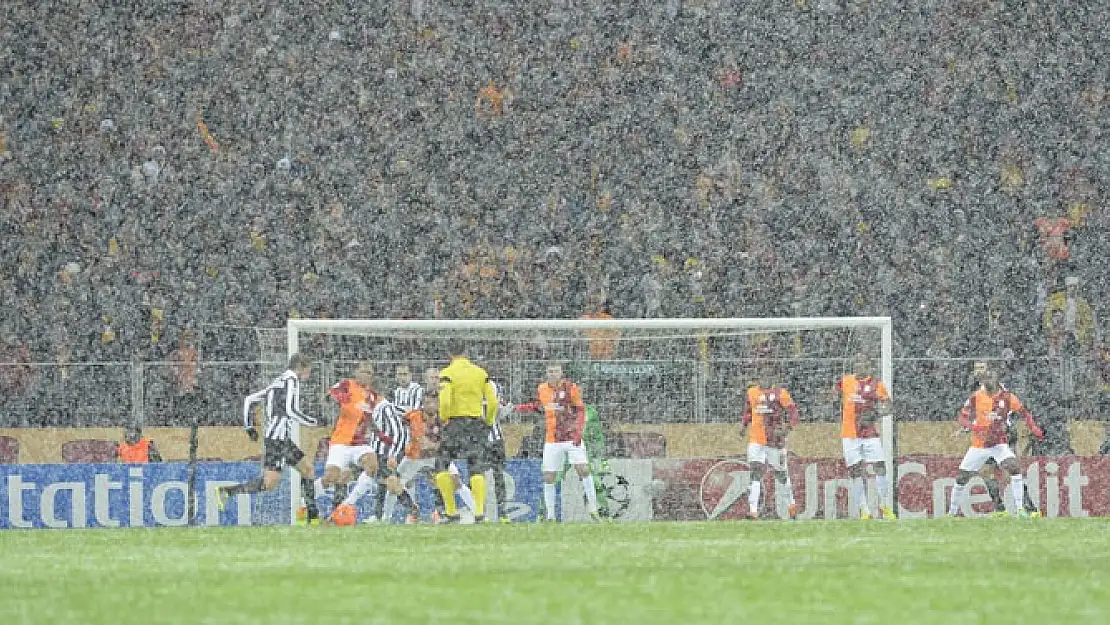 Cimbom'a Kar Engeli!