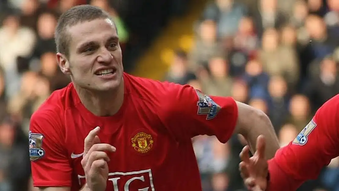 Aslan'a Sırp Stoper Vidic Geliyor!