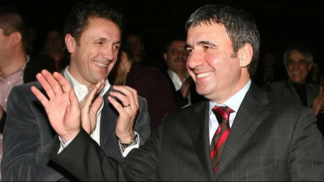 Hagi'den Popescu'ya Destek!