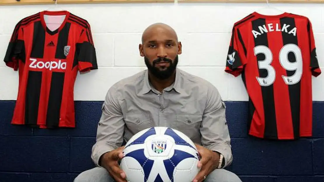 Nicolas Anelka Futbolu Bıraktı Mı?