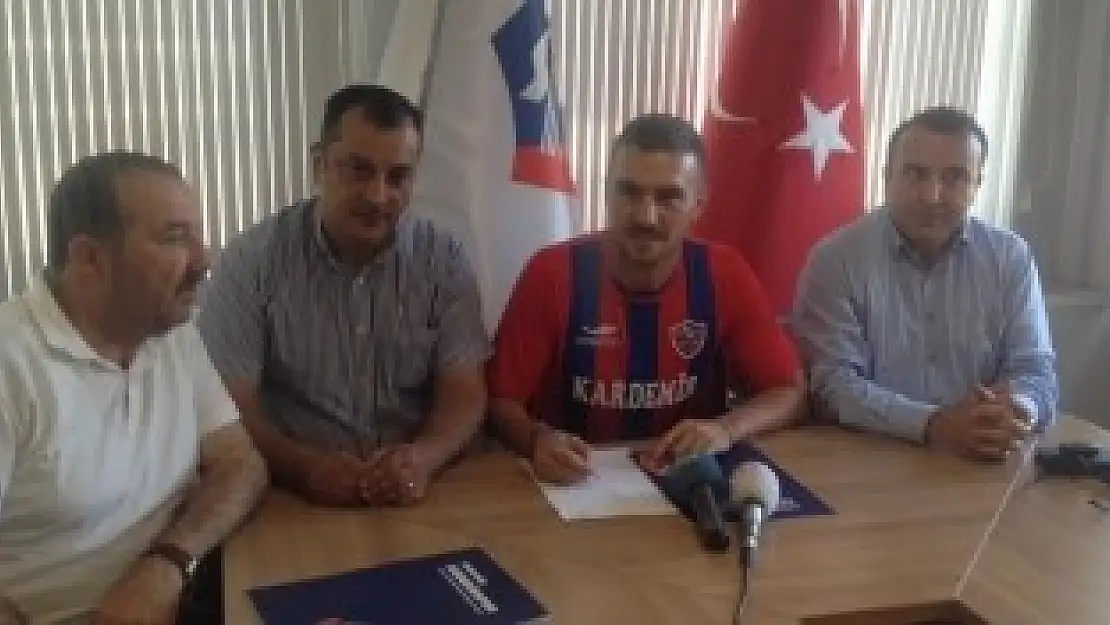 K.Karabükspor'a Rumen Forvet!