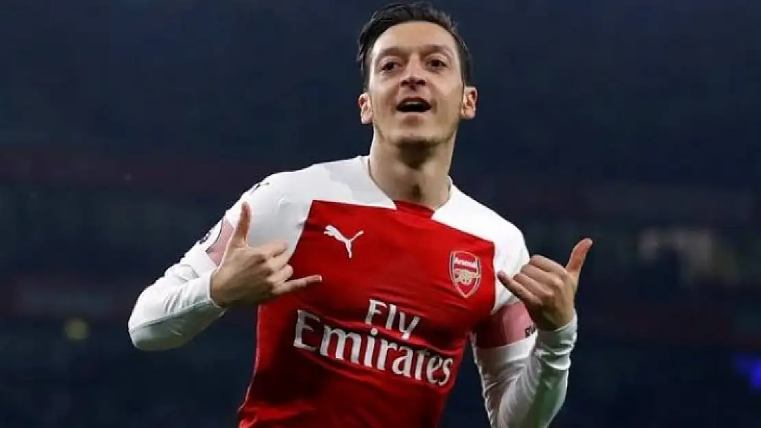 Mesut Özil,Fener'e Mi Geliyor?