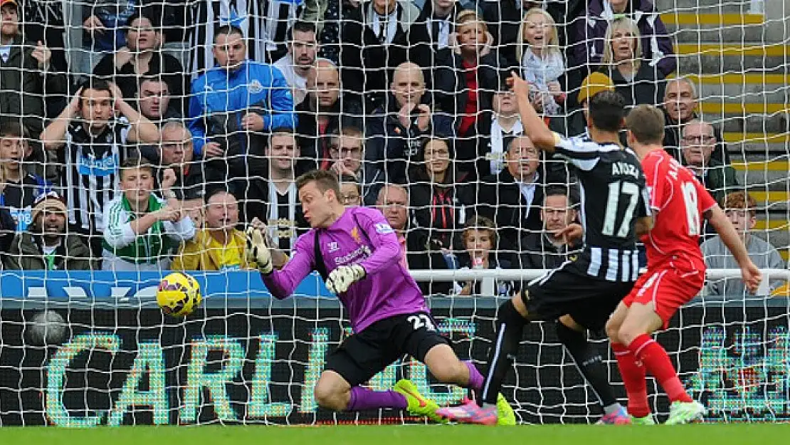 Newcastle,Liverpool'un  Serisini Bitirdi!