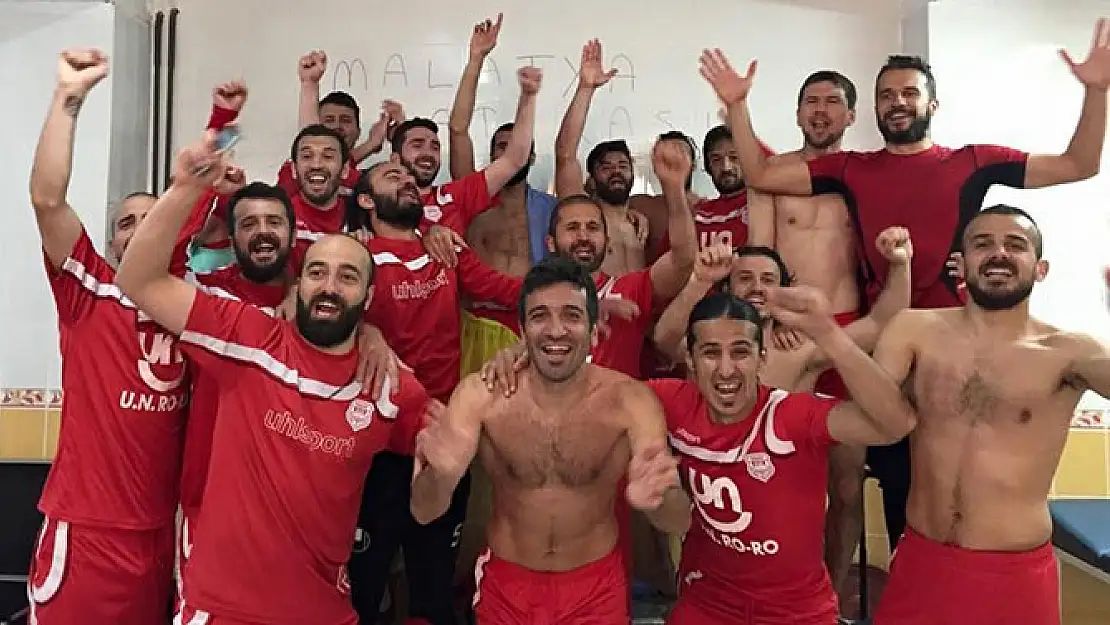 Pendikspor Mutluluktan Uçuyor!