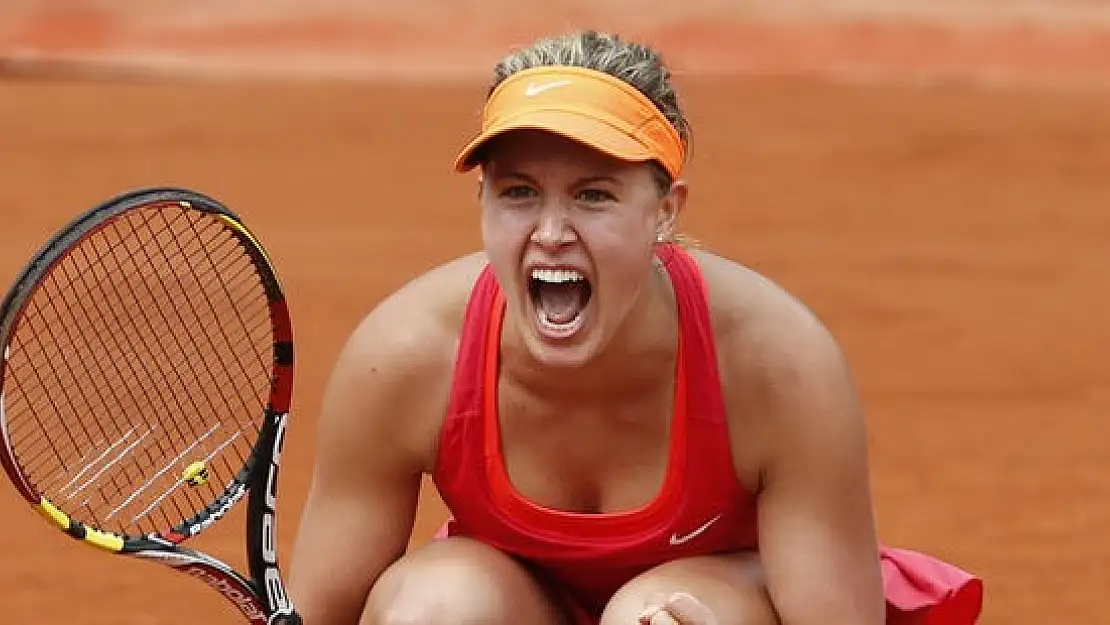 Sharapova,Kadınlarda İlk Finalist!