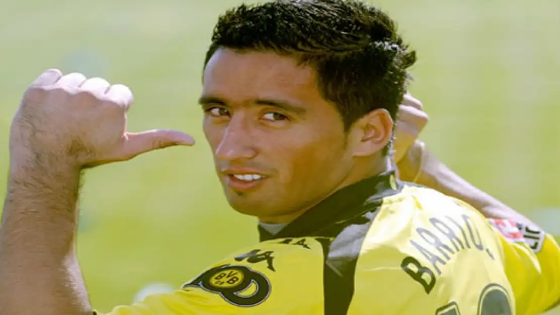 Lucas Barrios Geliyor!