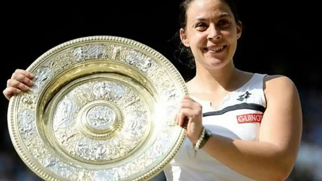 Wimbledon'un Kraliçesi Bartoli!