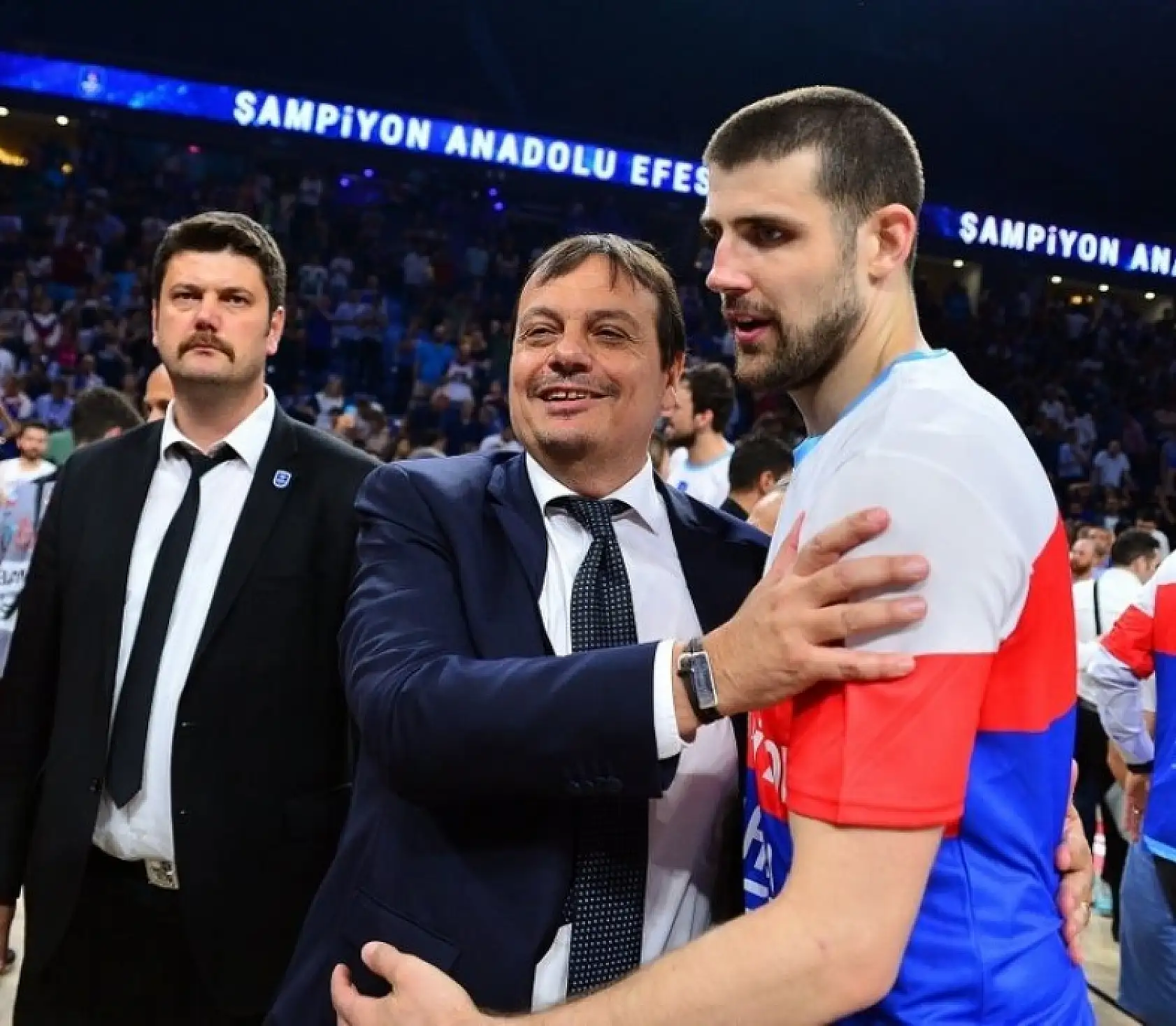 Şampiyon Anadolu Efes!