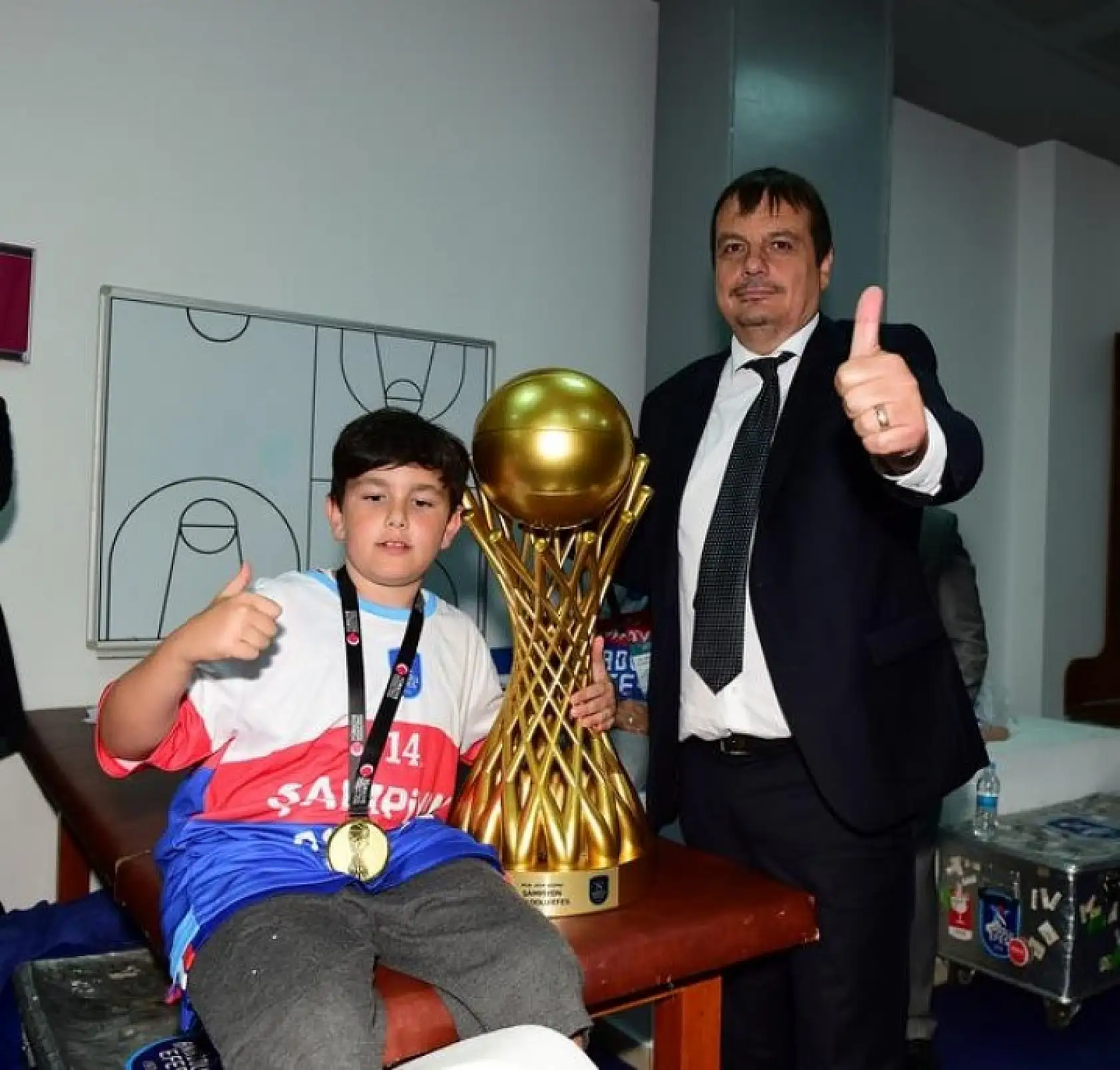 Şampiyon Anadolu Efes!