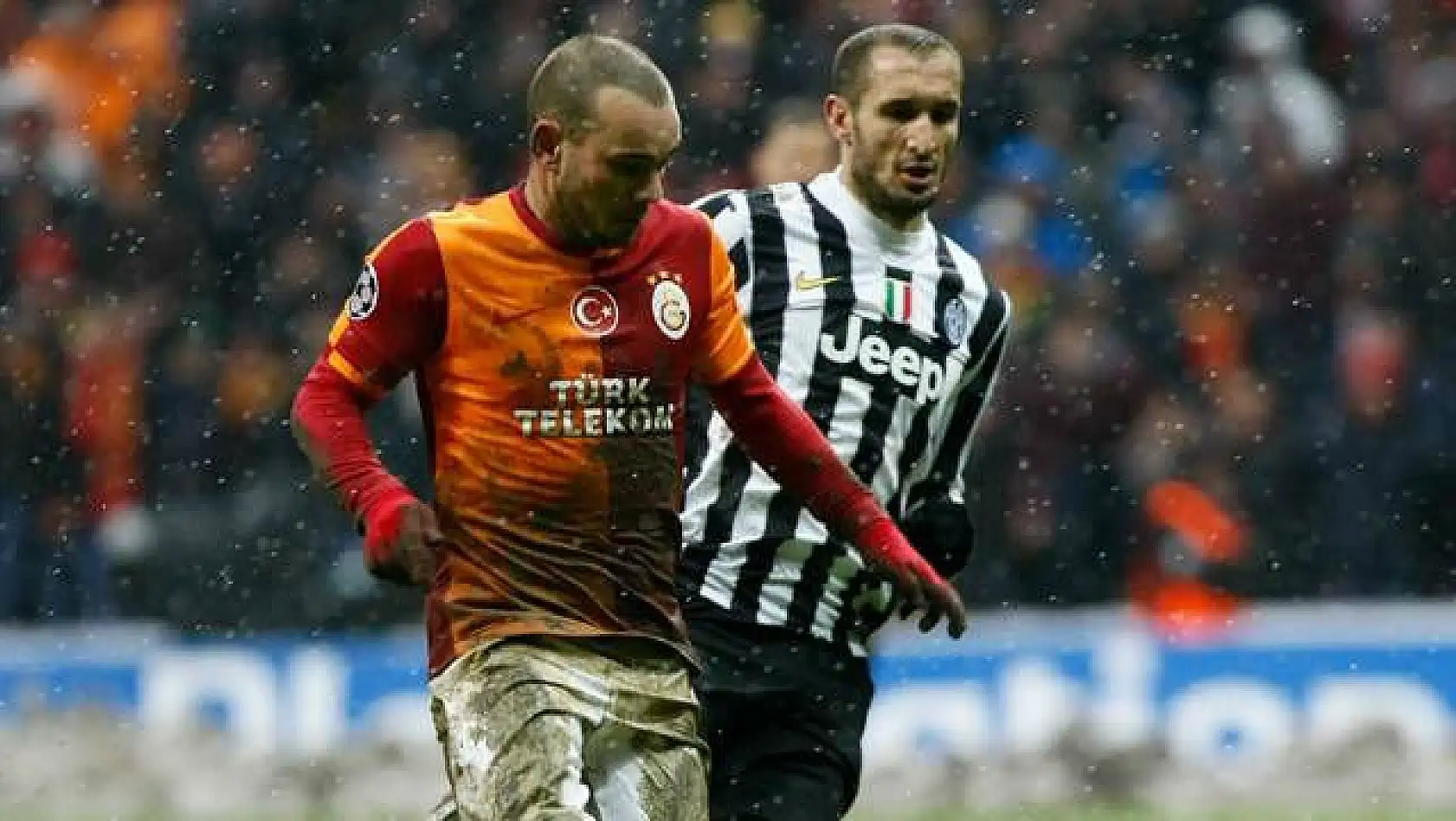 Sneijder Gol Attı Arap Spiker Çıldırdı!