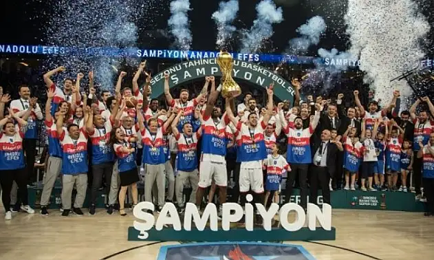 Şampiyon Anadolu Efes!