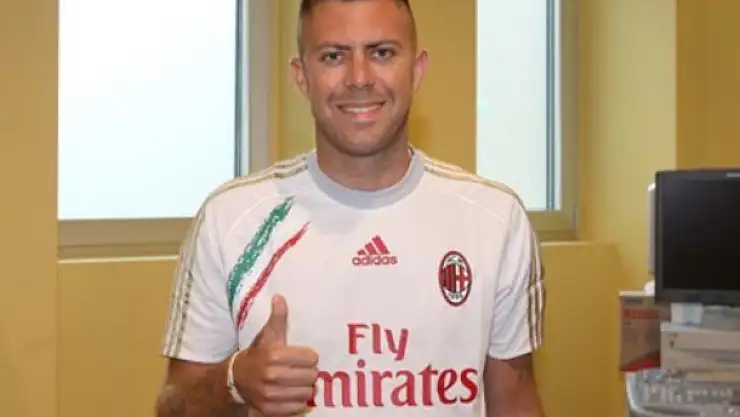 Milan,Menez'i Açıkladı!
