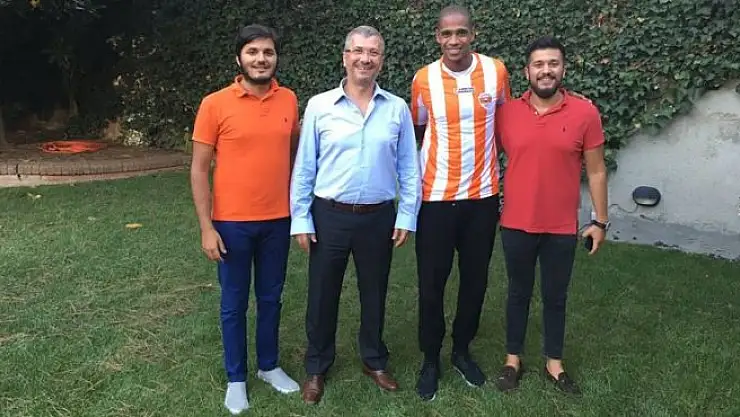 Brezilyalı Golcü Adanaspor'da!