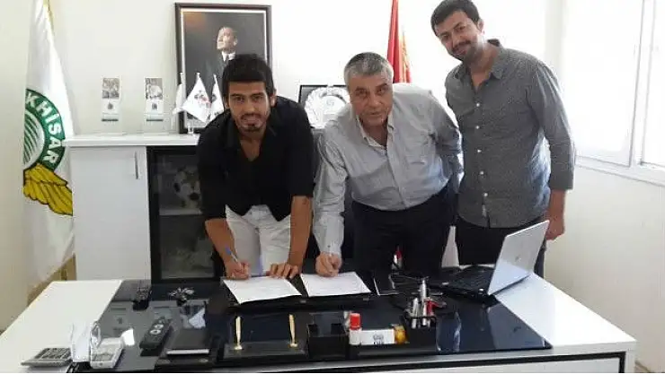 Akhisar'dan Defansa Takviye!