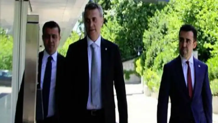 Beşiktaş Savumasını Yaptı!