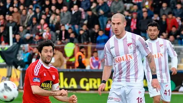 Deniz Yılmaz Galatsaray'la Mı Anlaştı?