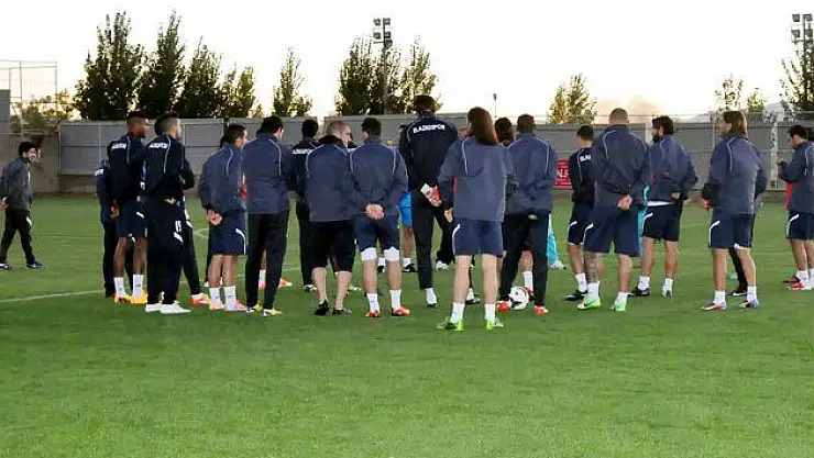Gakgoş Çıkış Arıyor!