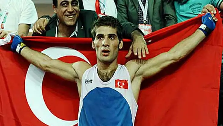 Keleş, Turladı!