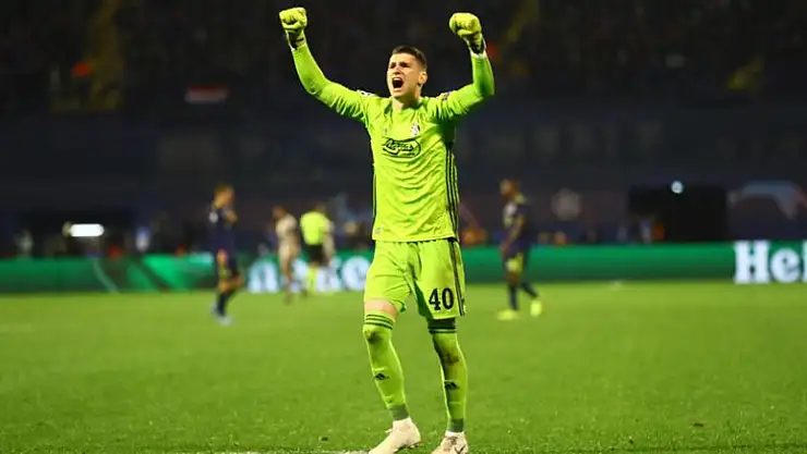 Fener'de Dominik Livakovic Gelişmesi!