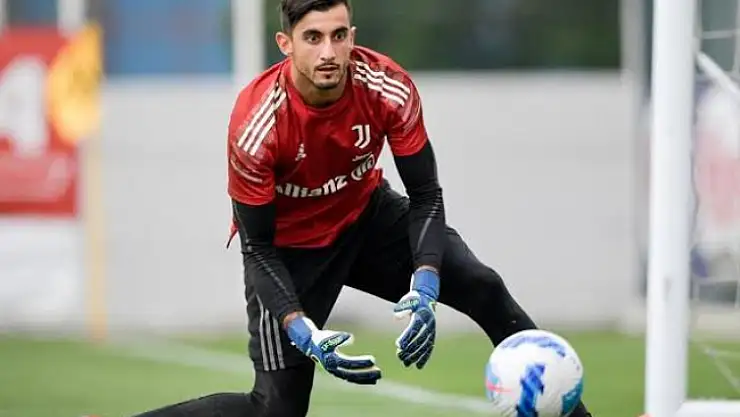 Fener'e İtalyan File Bekçisi!