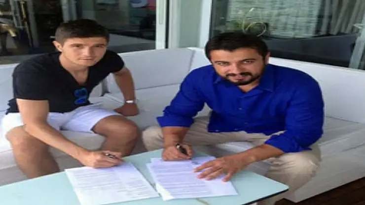 G.Antepspor'da Boşnak Yıldız Tamam!