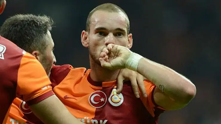 Sneijder 3 Puanı Getirdi!