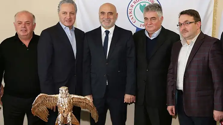 Hikmet Karaman İmzayı Attı!
