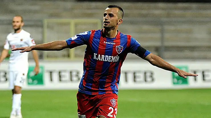 İlhan Parlak,Erciyes'e İmza Attı!