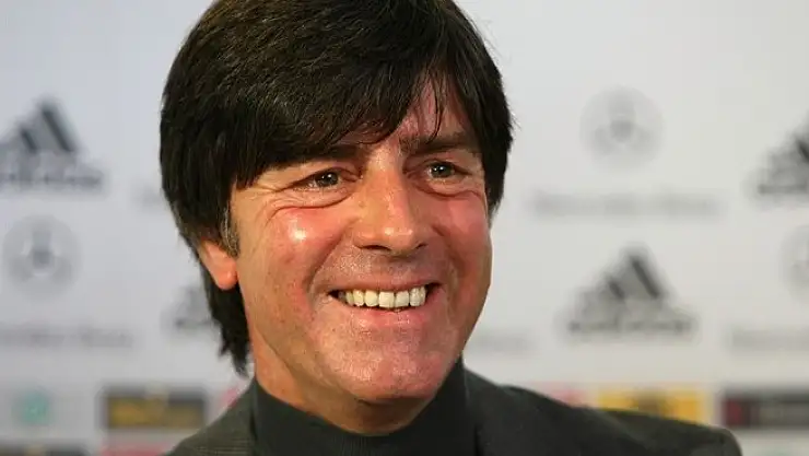 Almanya Löw İle Uzattı!