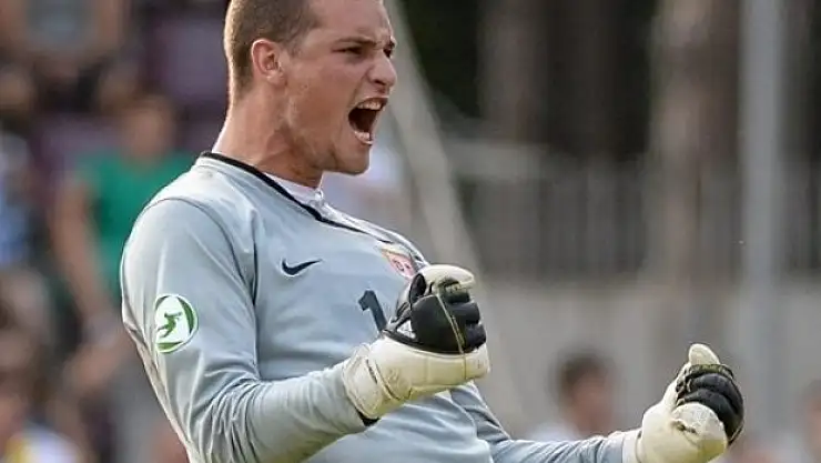 Muslera'nın Yedeği Sırbistan'dan!