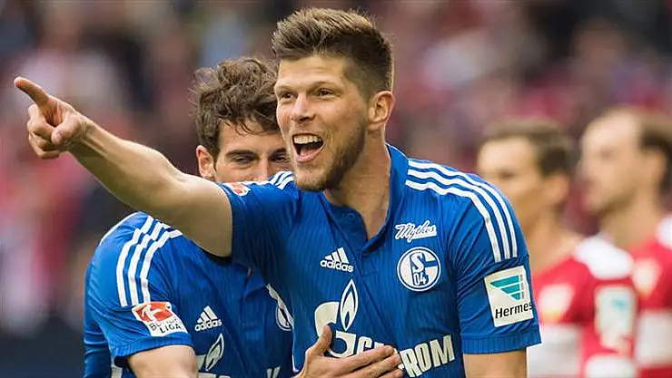 Schalke Öldü Öldü Dirildi!