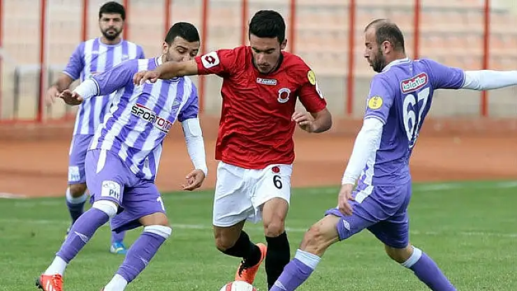 Orduspor Bir Attı Üç Aldı!