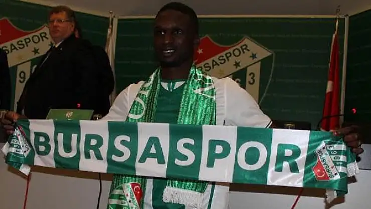 Traore,Timsah Oldu!