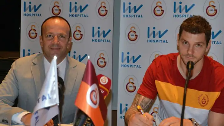 Cimbom,Micov İmza Attırdı!