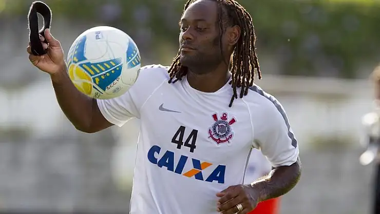 Fırtına Vagner Love'yi Bitirdi!