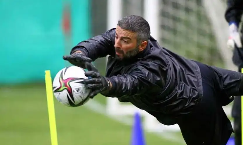 Gakgo'ya Kaplan Gibi Kaleci!